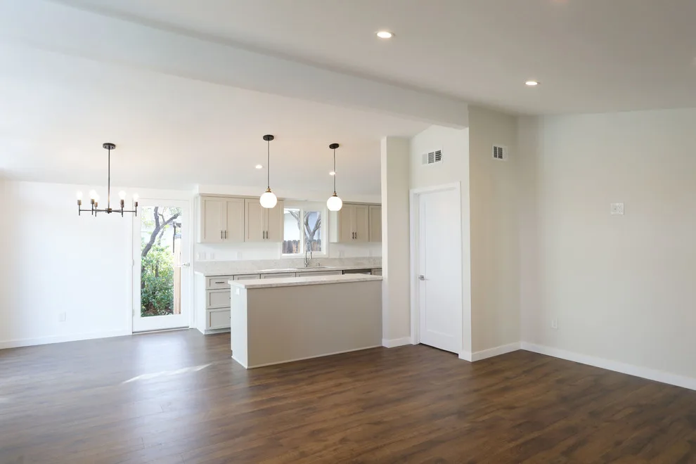 Total Mid-Century Modern Renovation by Anderson Reconstruction, Inc - Photo 10