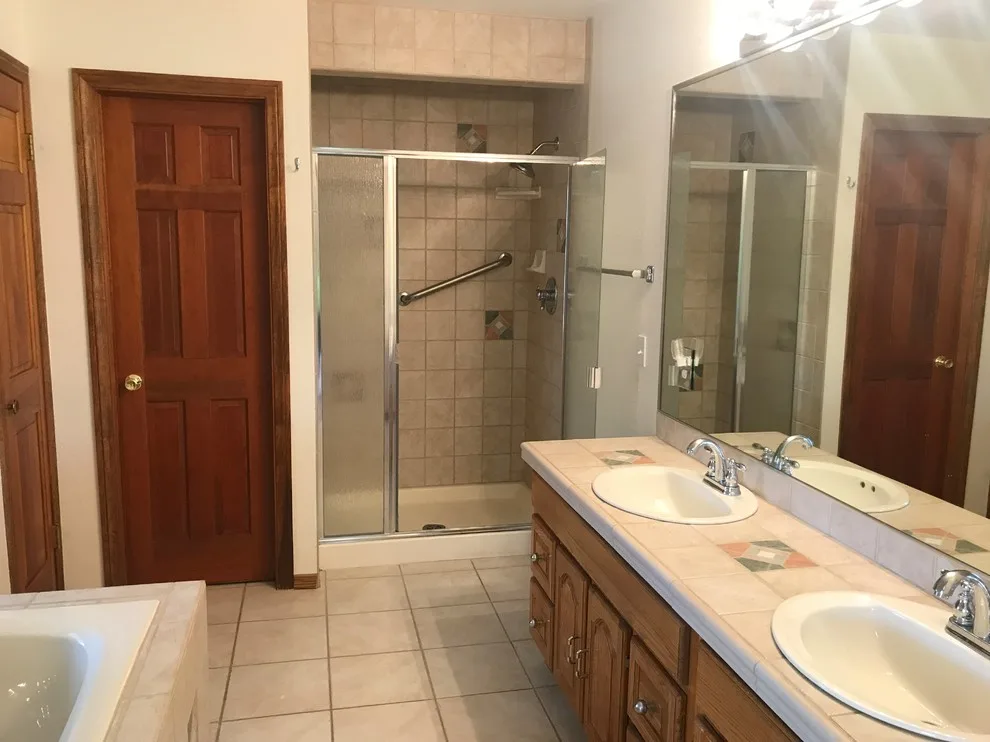 Total Bathroom Renovation by Amos Tile LV - Photo 5