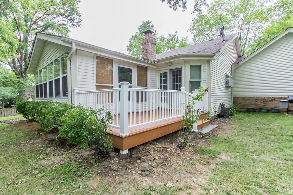 Ballwin Composite Deck by More For Less Remodeling - Photo 5