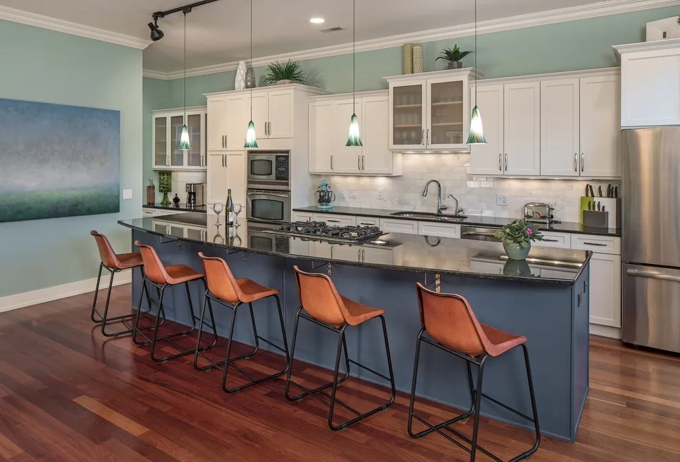 Urban Apartment by Tangerine Designs Kitchens And Baths - Photo 3
