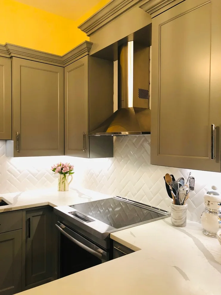 Gray Kitchen in the Condo by Taylor Made Cabinets, Leominster MA - Photo 5
