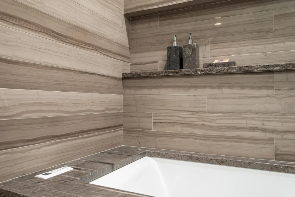 Water Tower Place Condo Renovation, Chicago by Airoom Architects-Builders-Remodelers - Photo 32