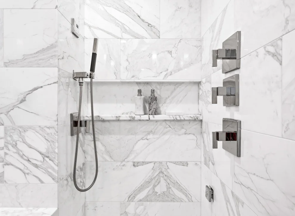 Water Tower Place Condo Renovation, Chicago by Airoom Architects-Builders-Remodelers - Photo 31