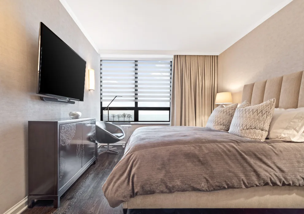 Water Tower Place Condo Renovation, Chicago by Airoom Architects-Builders-Remodelers - Photo 7