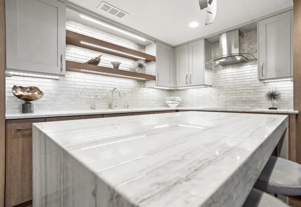 Water Tower Place Condo Renovation, Chicago by Airoom Architects-Builders-Remodelers - Photo 55