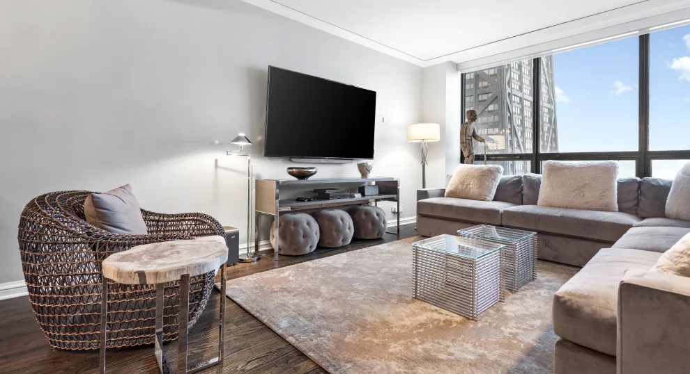 Water Tower Place Condo Renovation, Chicago by Airoom Architects-Builders-Remodelers - Photo 51