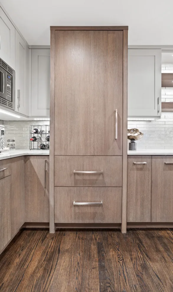 Water Tower Place Condo Renovation, Chicago by Airoom Architects-Builders-Remodelers - Photo 33