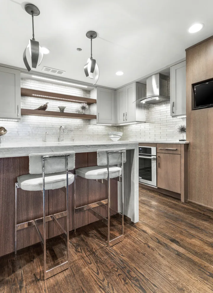 Water Tower Place Condo Renovation, Chicago by Airoom Architects-Builders-Remodelers - Photo 47