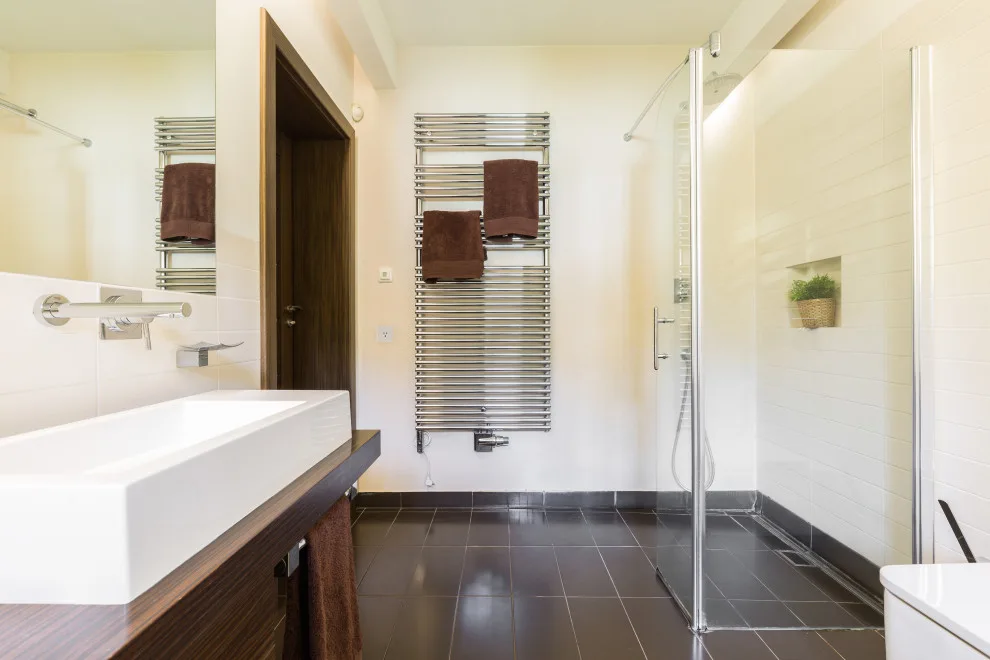 Restrooms by Lia Construction - Photo 4