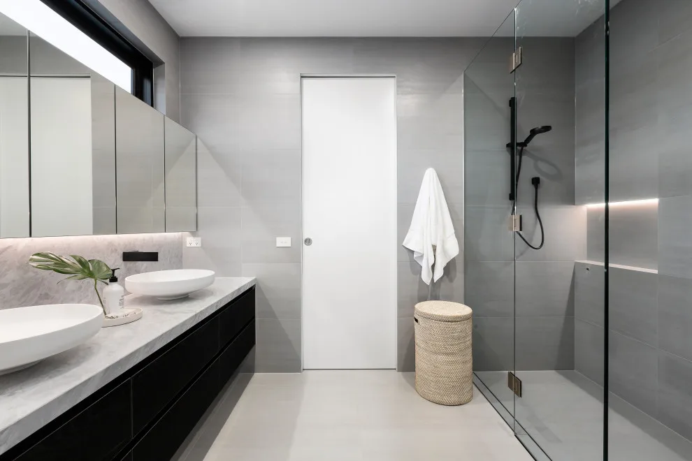 Restrooms by Lia Construction - Photo 6