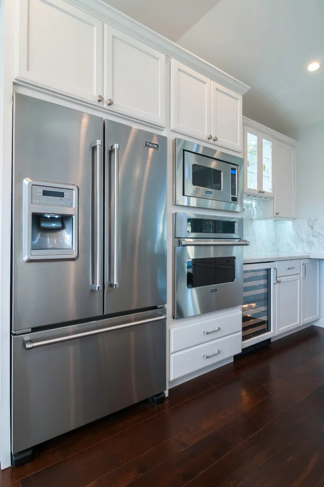 Contemporary/Transitional Kitchen and Bathroom Renovation by Allied Kitchen, Bath, Home And Outdoor Living - Photo 15