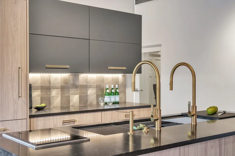 Modern Black with a Neutral Accent by E.W. Kitchens - Photo 3
