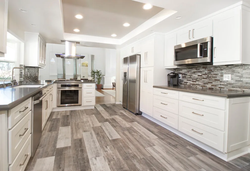 Modern Kitchen - Thousand Oaks by Metropolis Drafting And Construction Inc - Photo 10