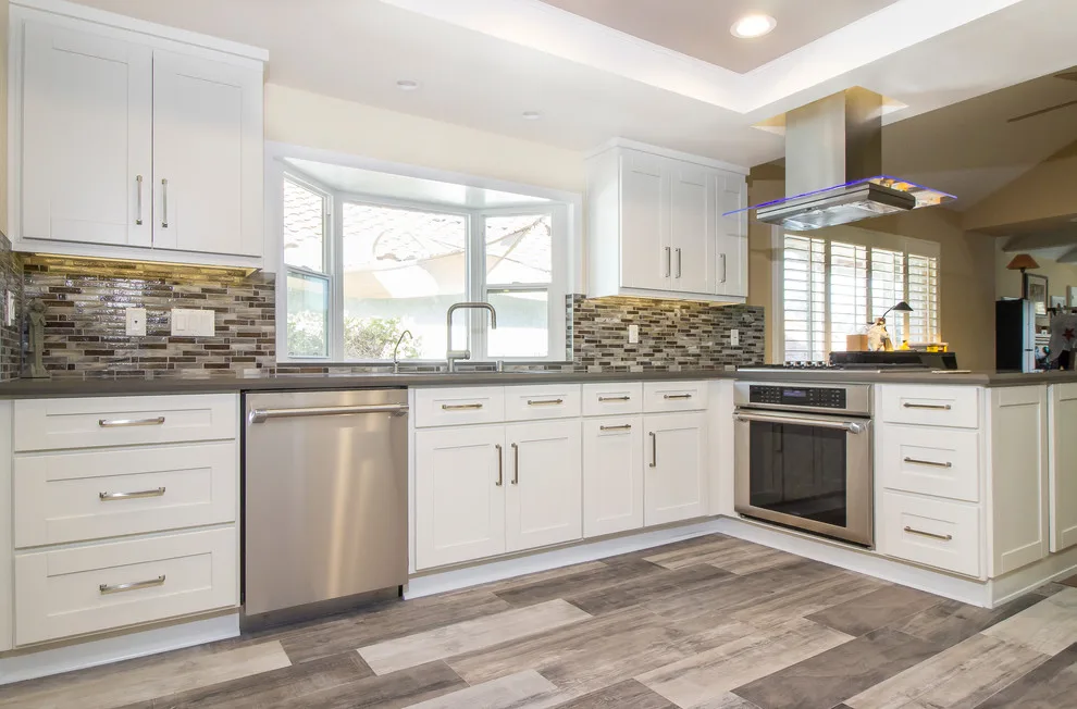 Modern Kitchen - Thousand Oaks by Metropolis Drafting And Construction Inc - Photo 4