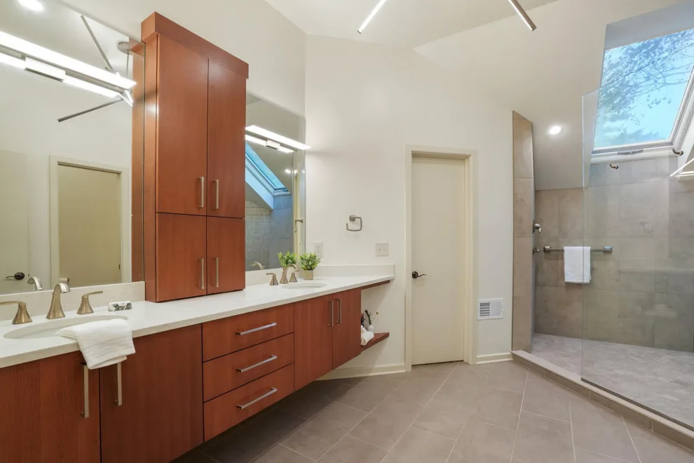 Modern Columbus Main Bathroom by Dave Fox Design Build Remodelers - Photo 6