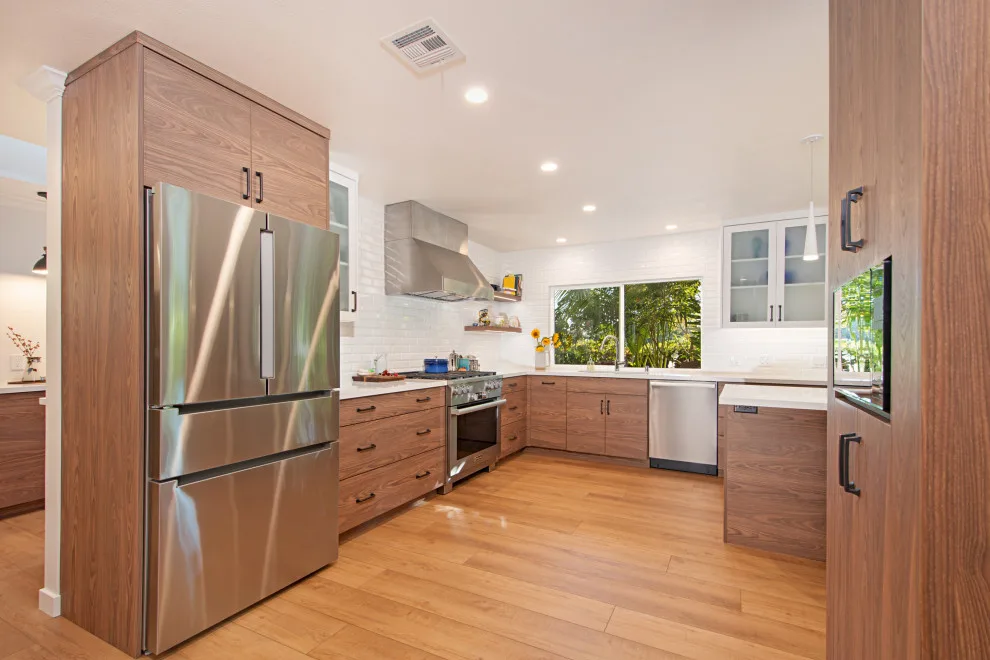 Condo with Transitional Design by J Davies Builders LLC - Photo 2
