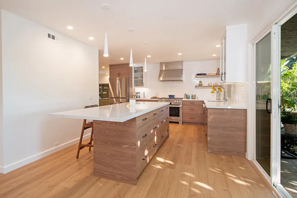 Condo with Transitional Design by J Davies Builders LLC - Photo 6