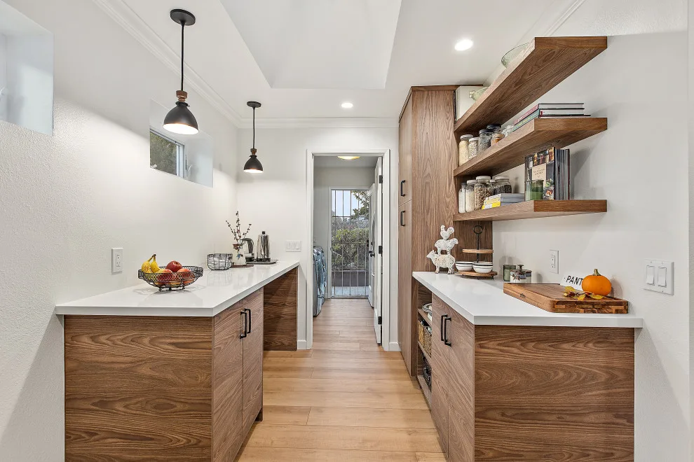 Condo with Transitional Design by J Davies Builders LLC - Photo 4