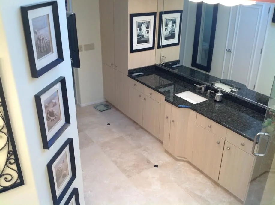 Modern Luxury Bathroom by Medina Exteriors & Remodeling - Photo 3