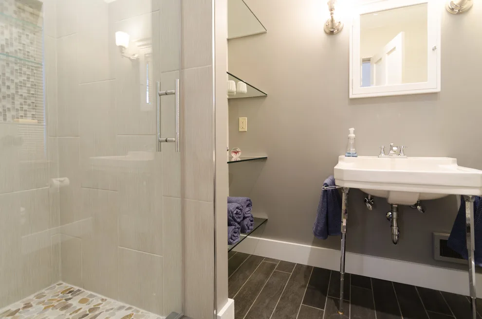 Modern House Remodel by Inde Kitchen Remodelers - Photo 5
