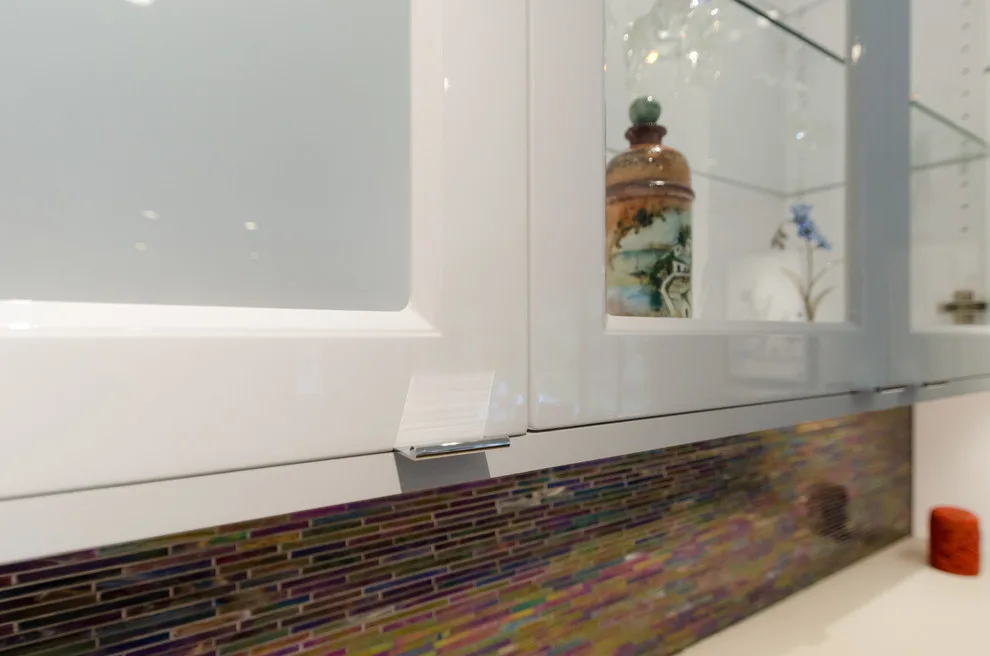 Modern House Remodel by Inde Kitchen Remodelers - Photo 14