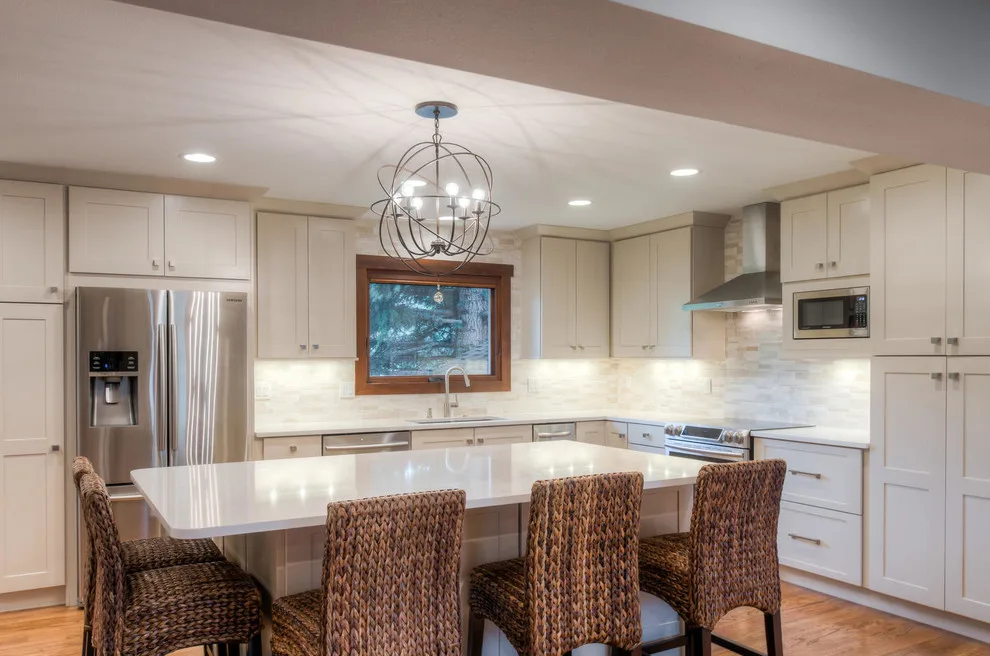 Modern Kitchen by Kitchens On Broadway - Photo 2