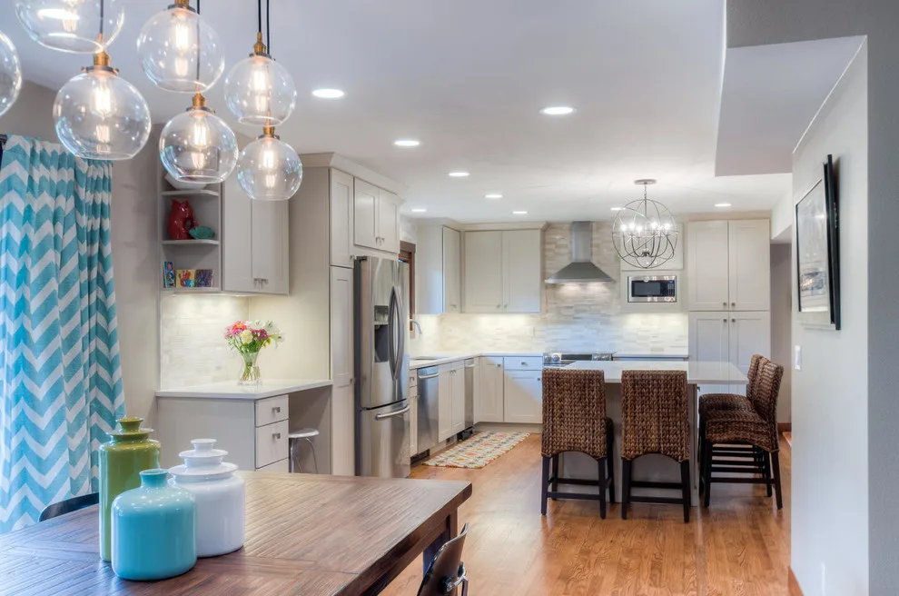 Modern Kitchen by Kitchens On Broadway - Photo 3