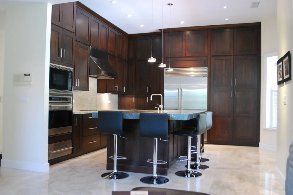 Modern Kitchen Miami by Eleet Fine American Cabinetry - Photo 4