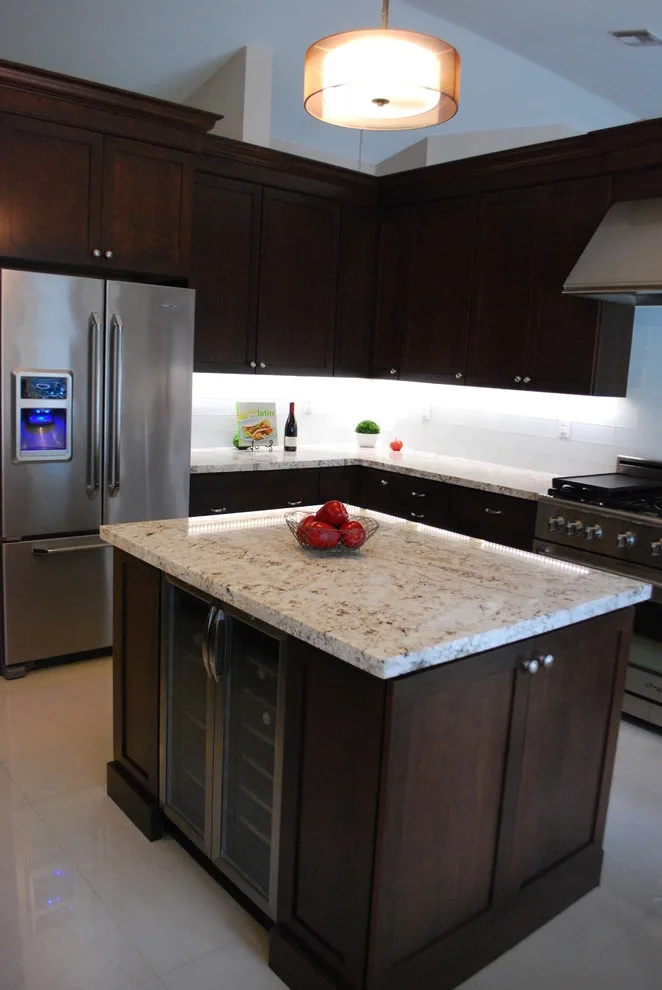 Modern Miami Kitchen by Eleet Fine American Cabinetry - Photo 6