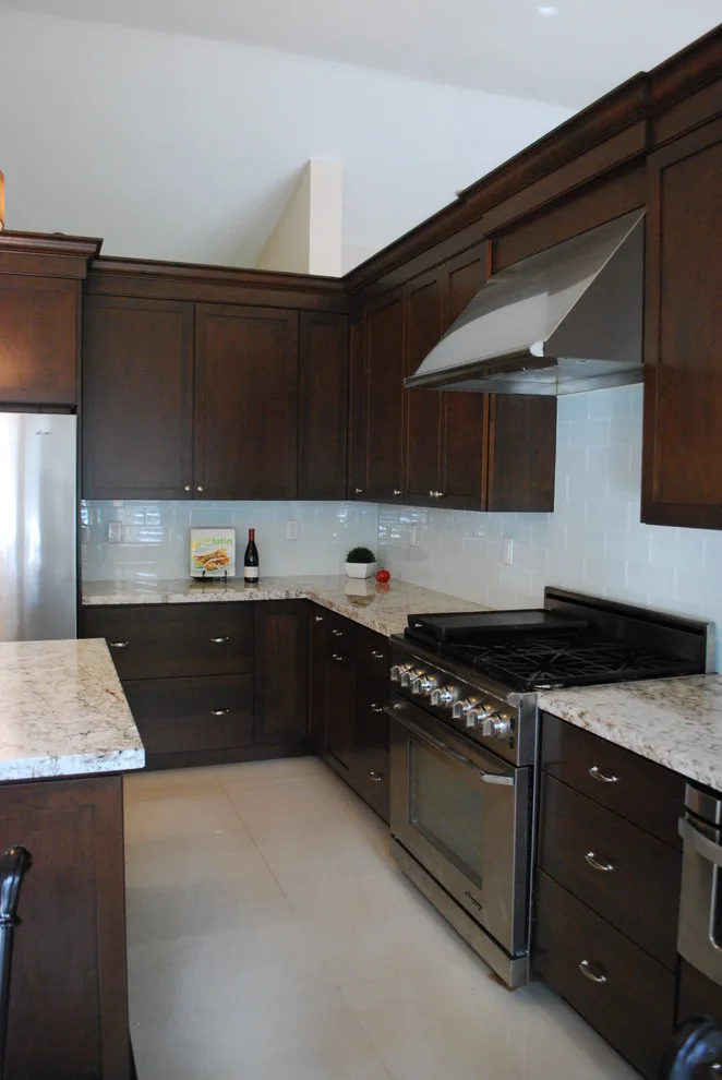 Modern Miami Kitchen by Eleet Fine American Cabinetry - Photo 10