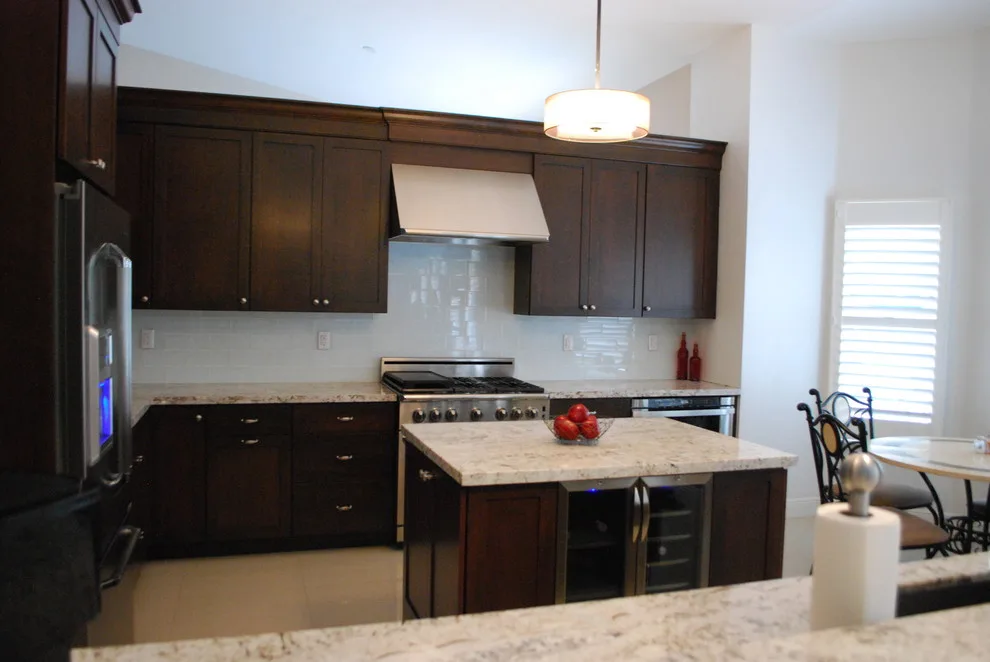 Modern Miami Kitchen by Eleet Fine American Cabinetry - Photo 7