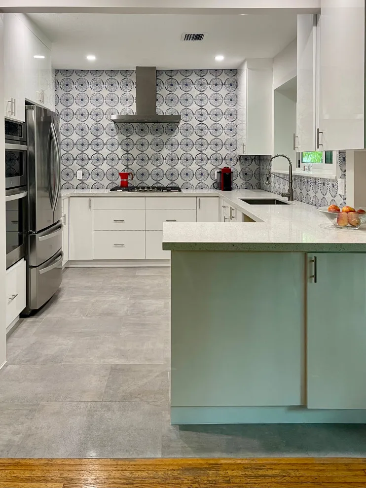 Modern Kitchen in South Miami by Orange Home - Design | Remodel | Build - Photo 4