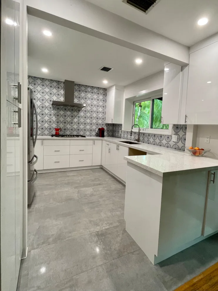 Modern Kitchen in South Miami by Orange Home - Design | Remodel | Build - Photo 3