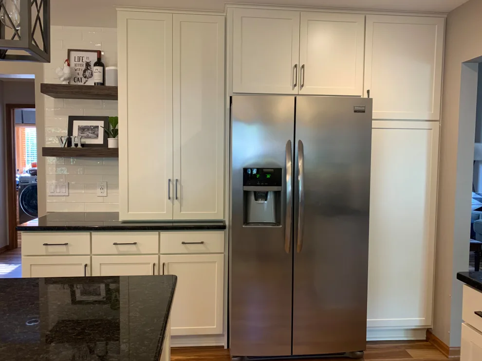 Modern Kitchen Featuring Off-White Shaker Cabinets by Kitchen Solvers Of Madison - Photo 7