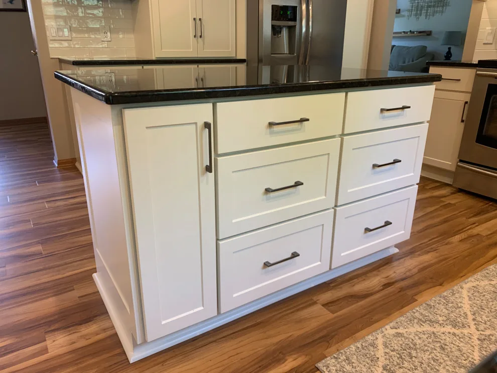 Modern Kitchen Featuring Off-White Shaker Cabinets by Kitchen Solvers Of Madison - Photo 3