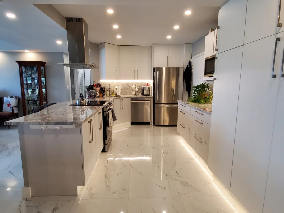 Modern Kitchen Renovation in Pearl Finish by Kitchen Solvers Of Fort Lauderdale - Photo 5