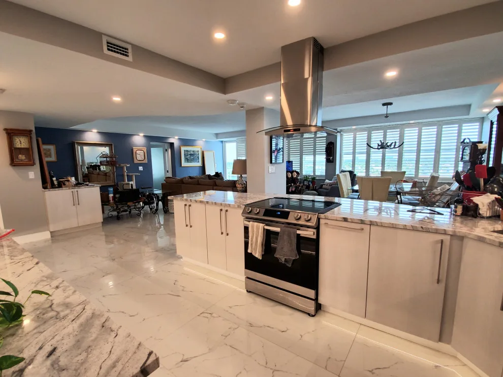 Modern Kitchen Renovation in Pearl Finish by Kitchen Solvers Of Fort Lauderdale - Photo 4