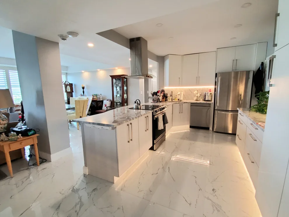 Modern Kitchen Renovation in Pearl Finish by Kitchen Solvers Of Fort Lauderdale - Photo 3
