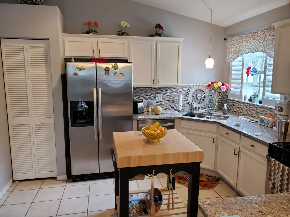 Modern Kitchen Renovation in Snow White by Kitchen Solvers Of Fort Lauderdale - Photo 11