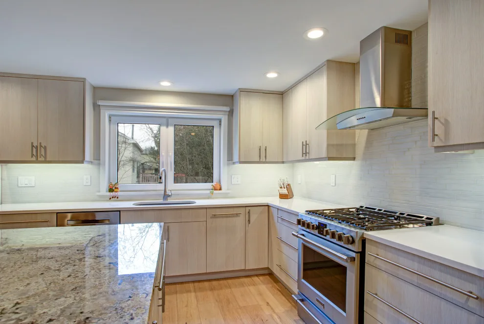 Contemporary New Build Home in Redmond by Armada Design & Build - Photo 10