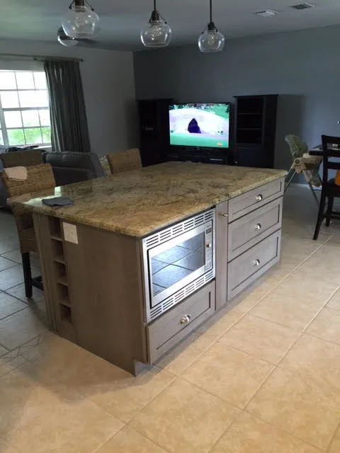 Modern Initiative - DesignCraft Cabinetry by Apollo Kitchen & Bath - Photo 3