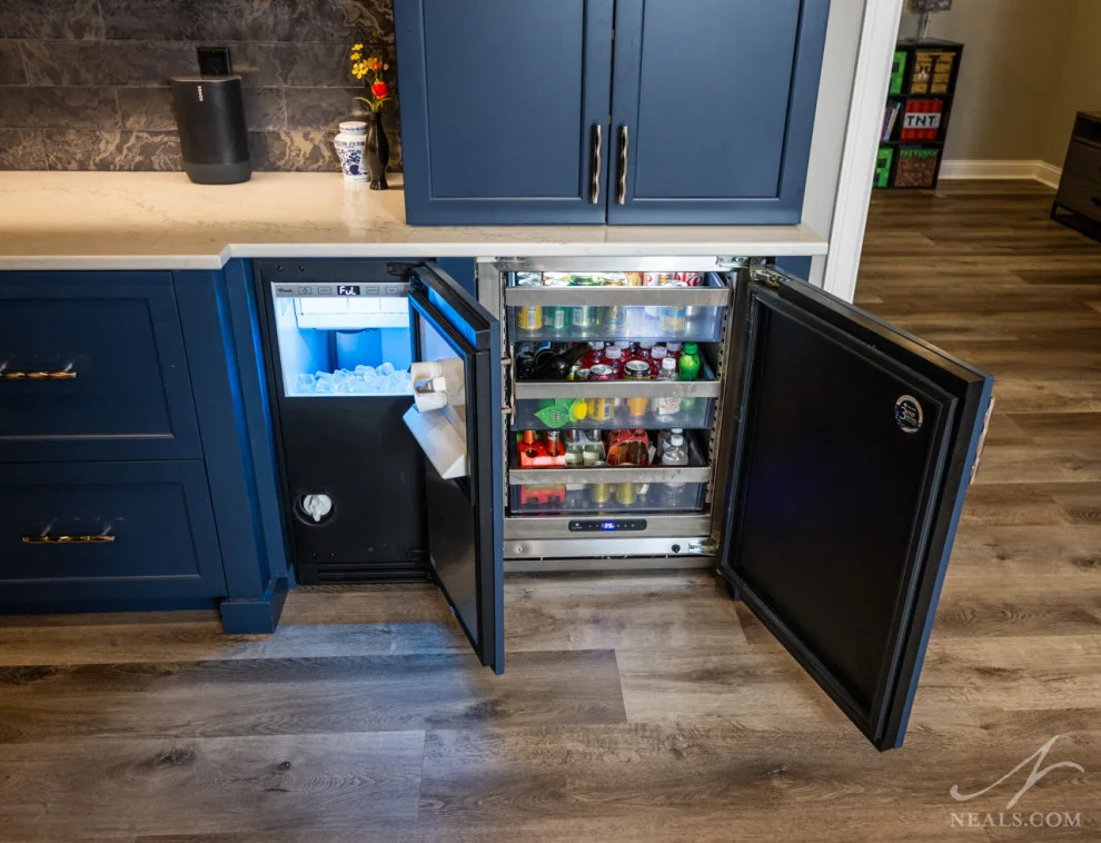 Modern Basement Bar in Mason by Neal's Design Remodel - Photo 20