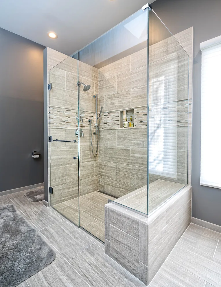 Modern master bathroom in Shelby Township by Lincorp / Borchert - Photo 5