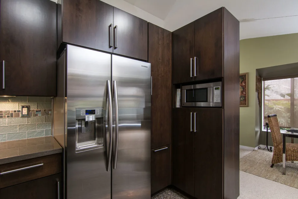 Modern Santa Clarita Kitchen by Lenton Company, Inc. - Photo 9