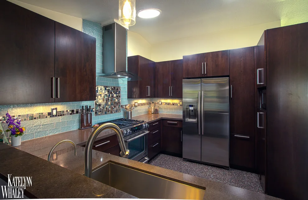 Modern Santa Clarita Kitchen by Lenton Company, Inc. - Photo 7