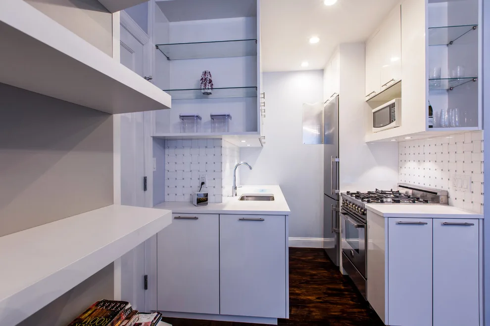 Modern Studio by Eastside Design & Build Inc. - Photo 11