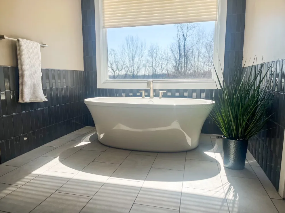 Modern Elegant Bathroom Makeover by Tmc Construction Services INC - Photo 4