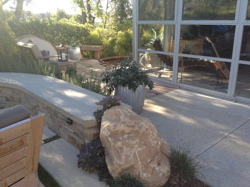 Santa Barbara Modern Ranch by Jeffrey Gordon Smith Landscape Architecture - Photo 10
