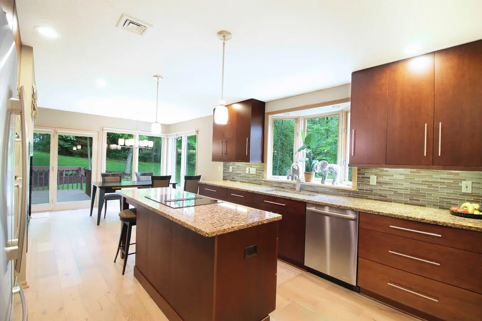 Modern Luxury by Conrad Kitchen, Bath And Remodeling LLC - Photo 2
