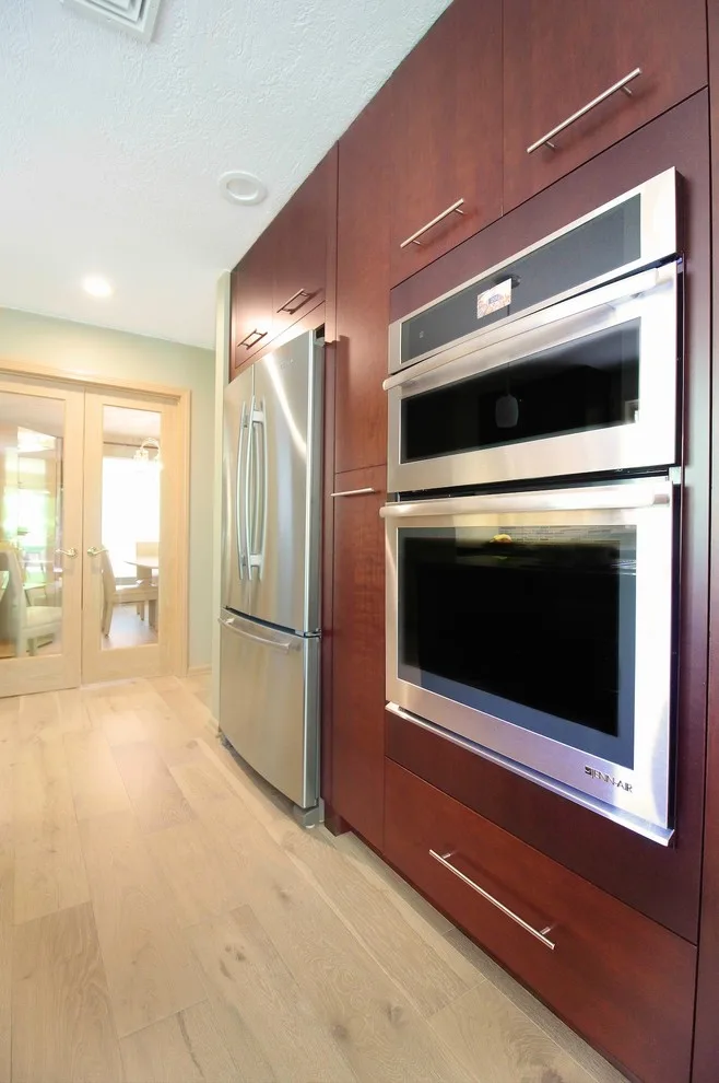 Modern Luxury by Conrad Kitchen, Bath And Remodeling LLC - Photo 6